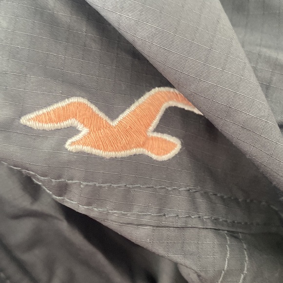 Hollister jacket. Fleece inside L but fits like a small - Picture 8 of 8